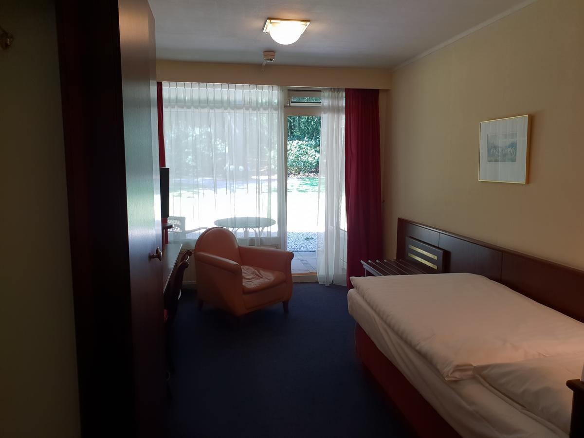 Nol In 'T Bosch Hotel Wageningen Bagian luar foto