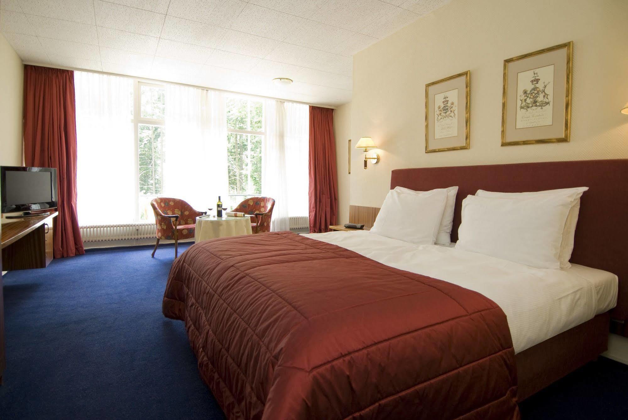 Nol In 'T Bosch Hotel Wageningen Bagian luar foto