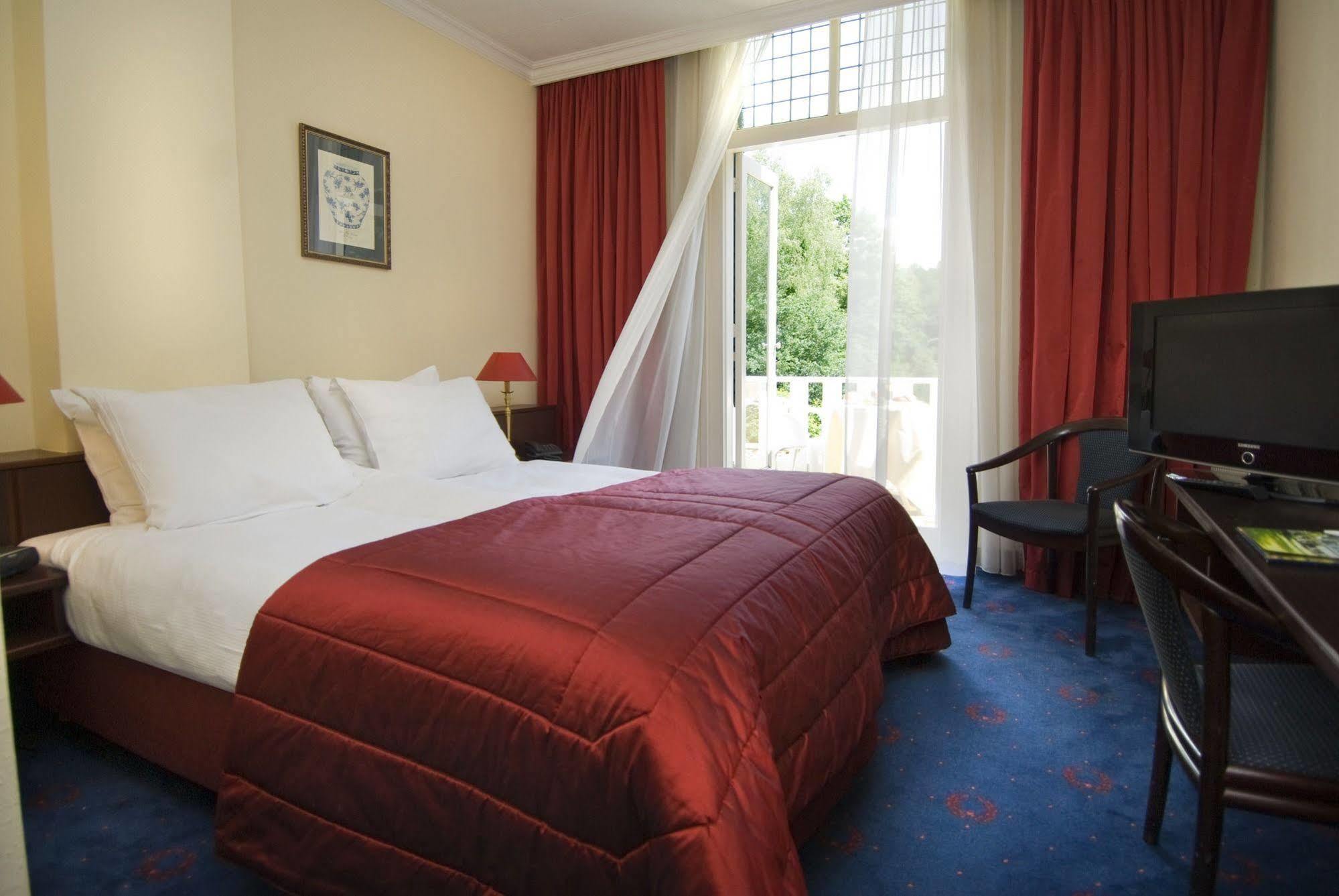 Nol In 'T Bosch Hotel Wageningen Bagian luar foto